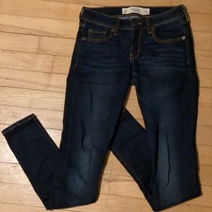Abercrombie & Fitch skinny jean, 00, Pair with boots or all star chuck sneakers.